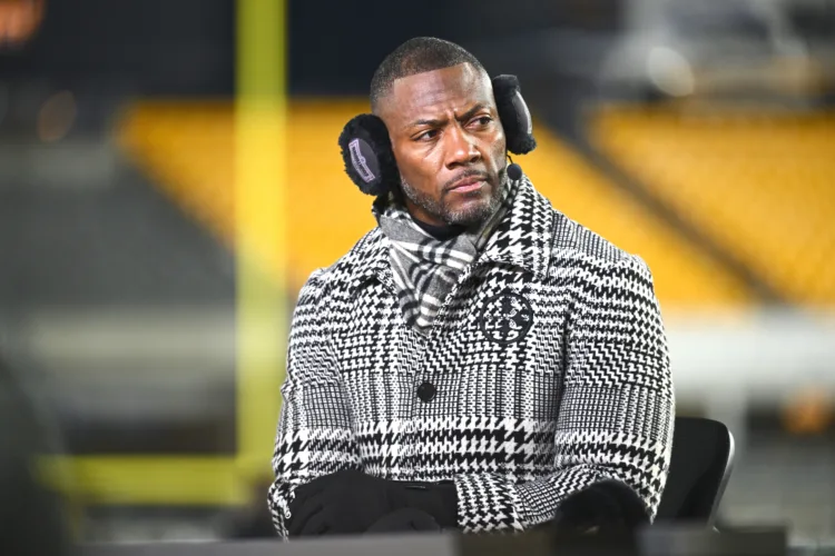 Former Steeler learns of firing during broadcast
